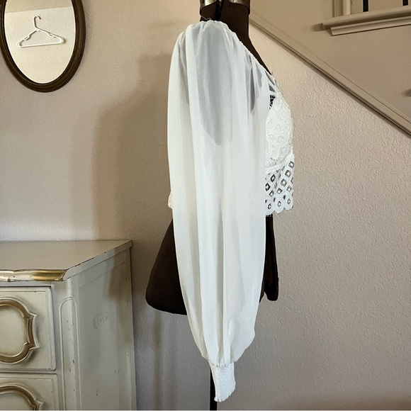 Flying Tomato Size XL White Crop Top Lace Balloon Sleeve Smocked Festival Pirate - Picture 8 of 12